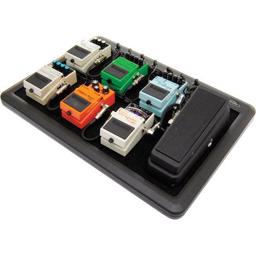 SKB 1SKB-PS-8 Powered Pedalboard