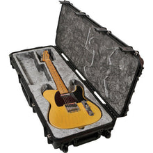 Load image into Gallery viewer, SKB 3i-4214-66 iSeries Waterproof Strat/Tele Flight Case