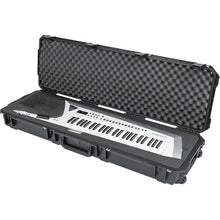 Load image into Gallery viewer, SKB 3i-5014-EDGE iSeries 5014-6 Roland AX Edge Keytar Case