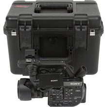 Load image into Gallery viewer, SKB 3i-1610-10DT iSeries Waterproof Case with Video Dividers and Lid Foam (Black)