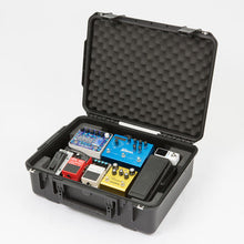 Load image into Gallery viewer, SKB 3i-2015-7-PB iSeries 2015-7 Case w/ 1SKB-PB1712 Pedalboard