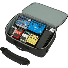 Load image into Gallery viewer, SKB 1SKB-1712TPB Think Tank Soft Bag w/1SKB-PB1712 Pedalboard