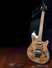 Load image into Gallery viewer, Peavey HP 2 Poplar Burl RM Electric Guitar
