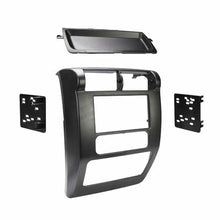 Load image into Gallery viewer, Metra 95-6541 Double DIN Dash Installation Kit for 2003-06 Jeep Wrangler
