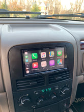 Load image into Gallery viewer, Metra 95-6546B - Dash Kit Fit Select 1999-2004 Jeep Grand Cherokee Vehicles