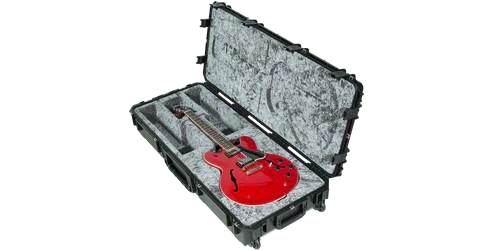 SKB 3i-4719-35 Waterproof 335 Type Guitar Flight Case