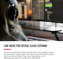 Load image into Gallery viewer, Focusrite Scarlett 2i2 Studio 4th Gen USB Audio Interface Bundle