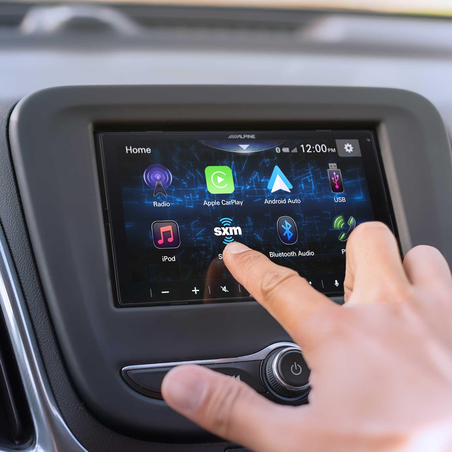 Alpine iLX-W670 7" Apple CarPlay Android Auto 2-DIN Car Stereo + SiriusXM Tuner