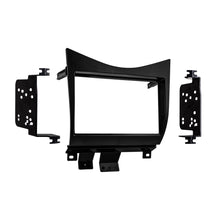 Load image into Gallery viewer, Metra 95-7862 Double DIN Installation Dash Kit - Compatible Fits for Honda Accord 2003-2007
