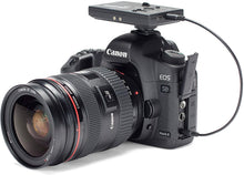 Load image into Gallery viewer, SAMSON Go Mic Mobile Professional Lavalier Wireless System for Mobile Video
