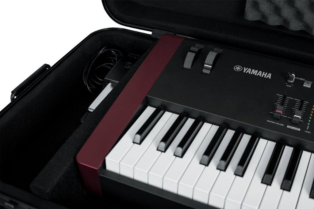 Gator Cases GTSA-KEY88 TSA ATA Molded 88-note Keyboard Case w/ Wheels