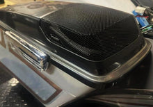 Load image into Gallery viewer, Diamond Audio MSHXM69F4BKLK13 Cut In Speaker Lid Kit with HXM69F4BK (4Ω)