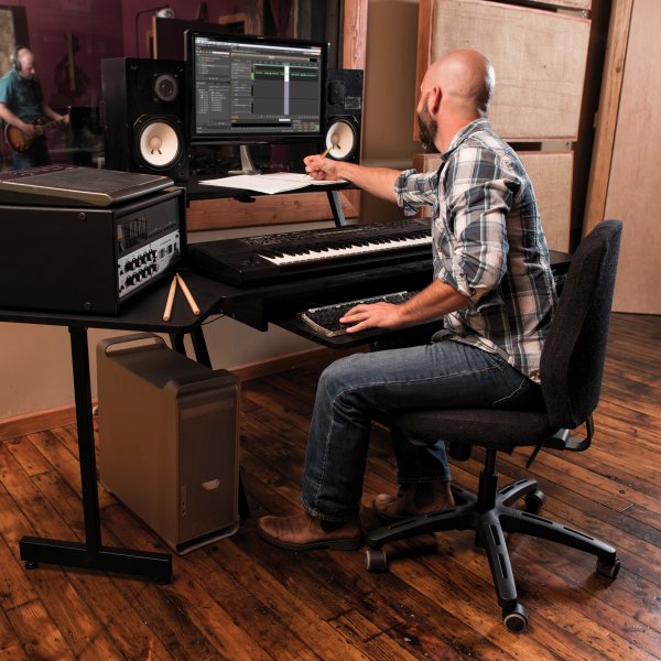 On-Stage WS7500B Workstation