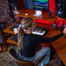 Load image into Gallery viewer, On-Stage WS7500RB Series Wood Studio Workstation