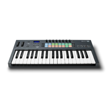 Load image into Gallery viewer, Novation	FLKEY-37 MIDI Keyboard Controller