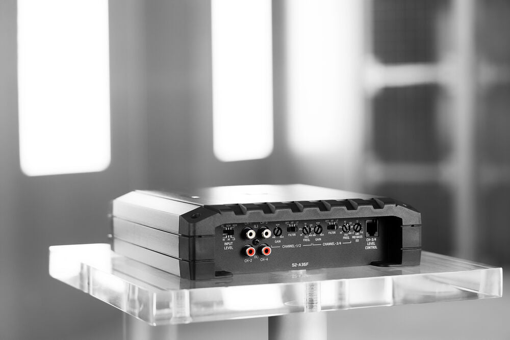 Alpine S2-A36F S-Series Class-D 4-Channel Car Amplifier + RUX-H01 Halo Bass Knob