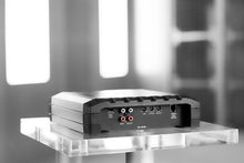 Load image into Gallery viewer, Alpine S2-A60M S-Series Class D 600 W Mono Subwoofer Amplifier + 0 Gauge Amp Kit
