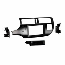 Load image into Gallery viewer, Metra 99-7367HG Single/Double DIN Dash Kit for Select 2016-2017 Kia Rio Vehicles