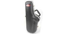 Load image into Gallery viewer, SKB 1SKB-140 Contoured Alto Sax Case